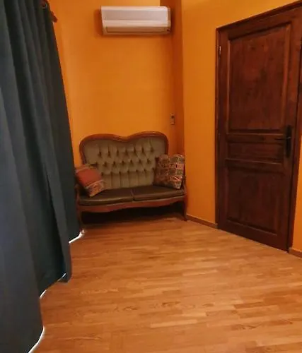 Au Chambellan Bed & Breakfast 3*